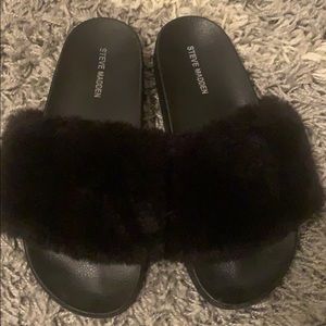 Steve madden slides